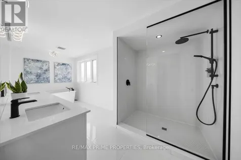 1535 Kamouraska Circle Ottawa ON K1C 3J1
