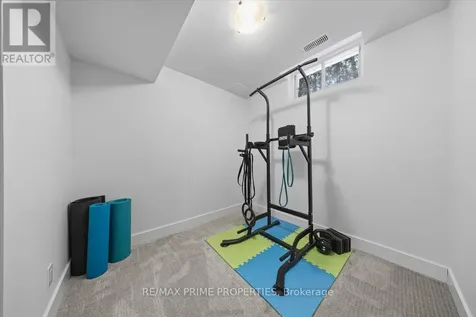 1535 Kamouraska Circle Ottawa ON K1C 3J1