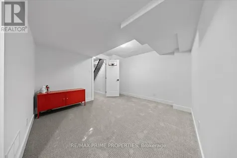 1535 Kamouraska Circle Ottawa ON K1C 3J1