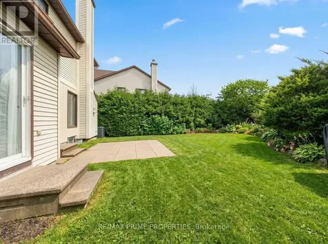 1535 Kamouraska Circle Ottawa ON K1C 3J1