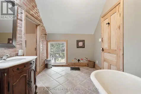 37 Duncan Street South Glengarry ON K0C 1N0