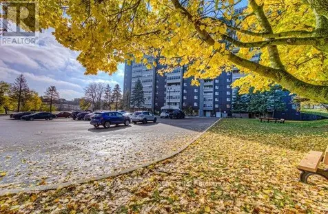 225 Harvard Place North Waterloo ON N2J 4H4