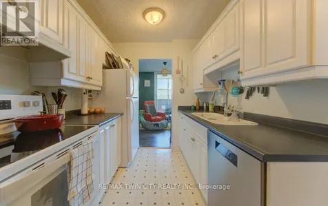 225 Harvard Place North Waterloo ON N2J 4H4