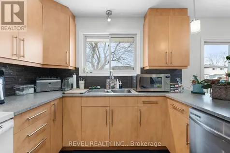 26 Wiltshire Drive Brantford ON N3R 5A9