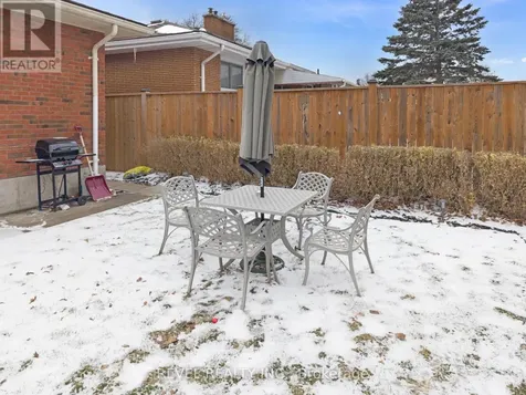 26 Wiltshire Drive Brantford ON N3R 5A9