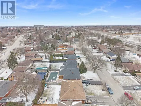 26 Wiltshire Drive Brantford ON N3R 5A9