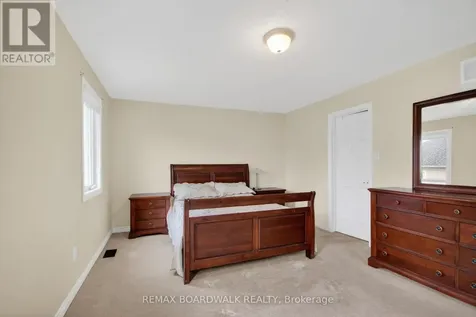 161 Flowing Creek Circle Ottawa ON K2M 0K2