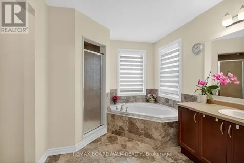 161 Flowing Creek Circle Ottawa ON K2M 0K2