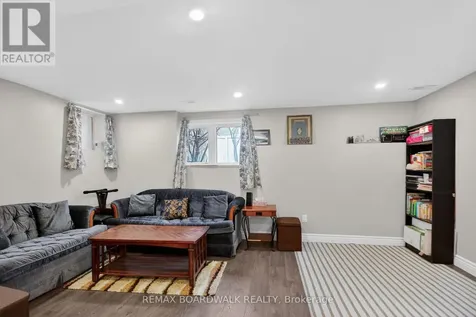 161 Flowing Creek Circle Ottawa ON K2M 0K2