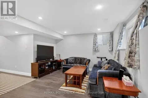161 Flowing Creek Circle Ottawa ON K2M 0K2