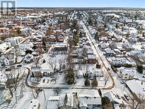135 Charles Street Carleton Place ON K7C 2Y4