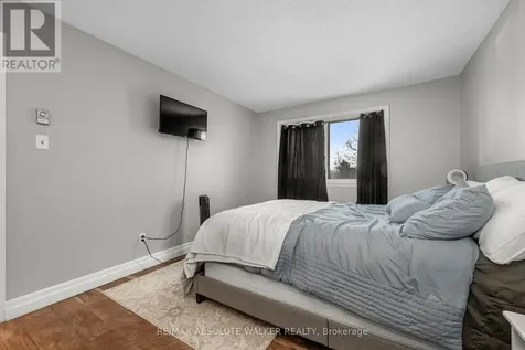 250 Brittany Drive Ottawa ON K1K 4M1