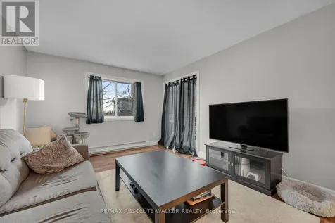 250 Brittany Drive Ottawa ON K1K 4M1