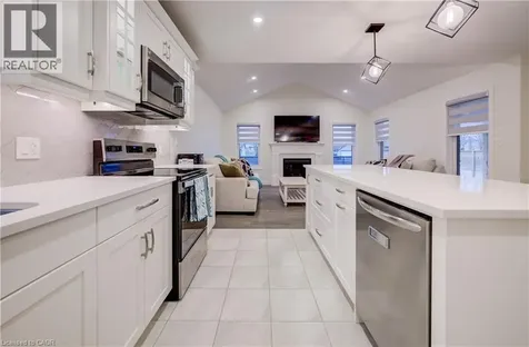 4 Livingston Drive Tillsonburg ON N4G 0J3