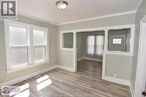 558 Elm Windsor ON N9A 5H2