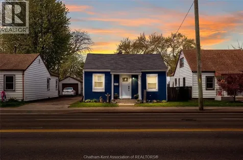 14 Mcnaughton Avenue Wallaceburg ON N8A 1R8