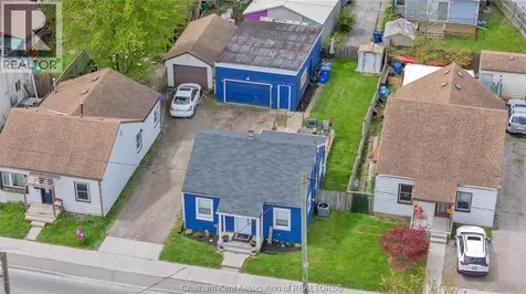 14 Mcnaughton Avenue Wallaceburg ON N8A 1R8