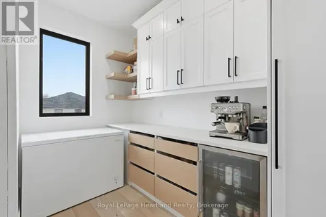 16 Minto Street South Minto ON N0G 1M0