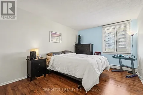 1171 Ambleside Drive Ottawa ON K2B 8E1