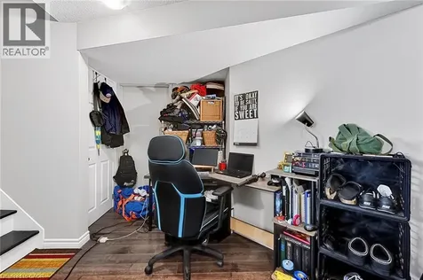 228 Holborn Drive Kitchener ON N2A 2E8