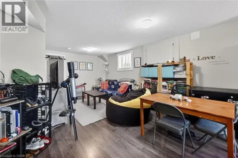 228 Holborn Drive Kitchener ON N2A 2E8