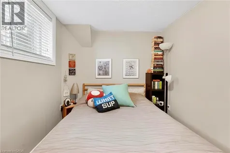 228 Holborn Drive Kitchener ON N2A 2E8
