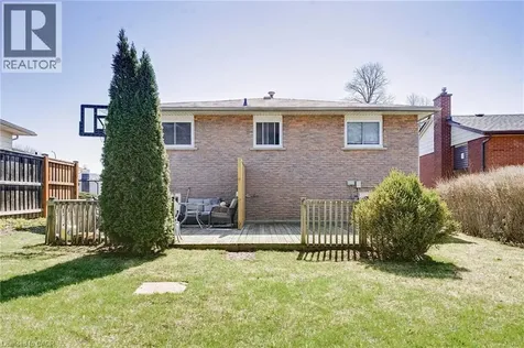 228 Holborn Drive Kitchener ON N2A 2E8