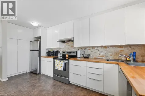 228 Holborn Drive Kitchener ON N2A 2E8