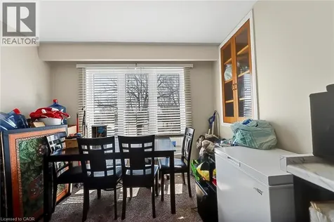 228 Holborn Drive Kitchener ON N2A 2E8