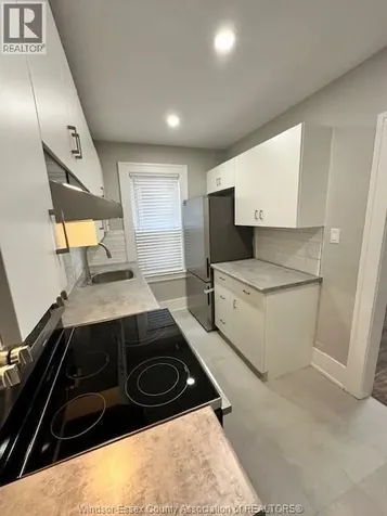1179 Howard Avenue Windsor ON N9A 1S6