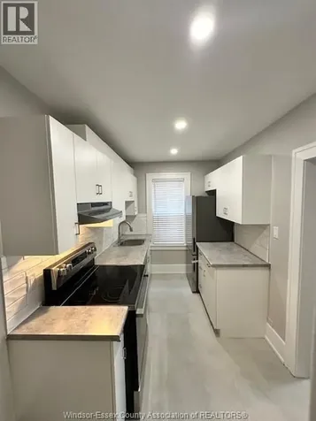 1179 Howard Avenue Windsor ON N9A 1S6