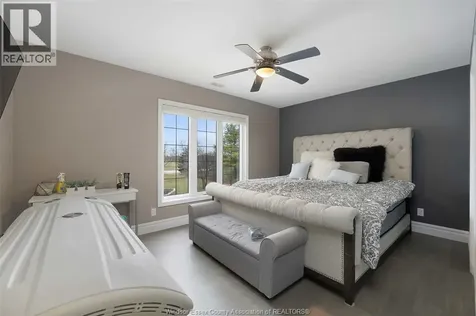 7566 Howard Avenue Amherstburg ON N0R 1J0