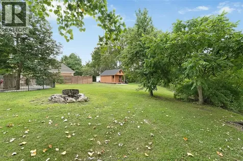7566 Howard Avenue Amherstburg ON N0R 1J0