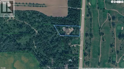 7566 Howard Avenue Amherstburg ON N0R 1J0