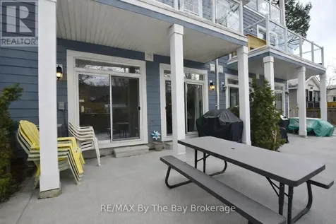 15 30th Street North Wasaga Beach ON L9Z 2C8