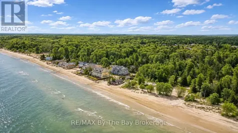 15 30th Street North Wasaga Beach ON L9Z 2C8