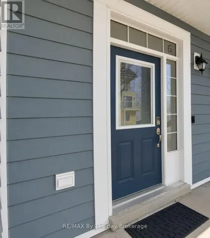 15 30th Street North Wasaga Beach ON L9Z 2C8