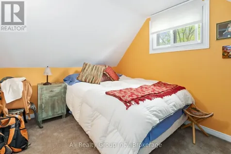 190 Woods Road Ottawa ON K0A 3M0