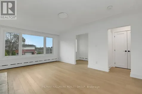 269 Michel Circle Ottawa ON K1L 7P4