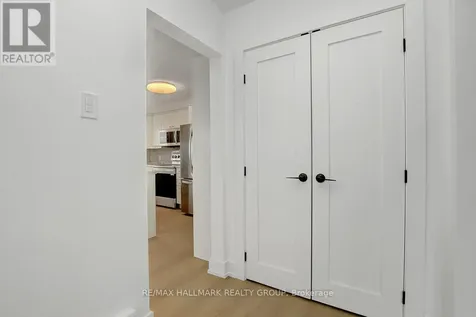269 Michel Circle Ottawa ON K1L 7P4