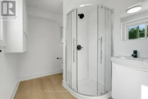 269 Michel Circle Ottawa ON K1L 7P4