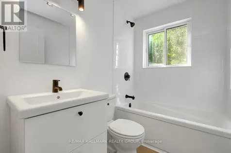 269 Michel Circle Ottawa ON K1L 7P4