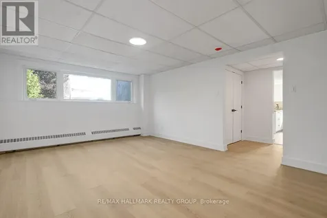 269 Michel Circle Ottawa ON K1L 7P4
