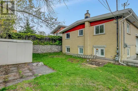 269 Michel Circle Ottawa ON K1L 7P4