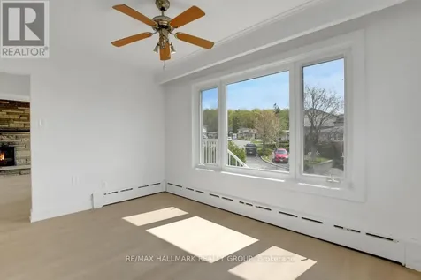 269 Michel Circle Ottawa ON K1L 7P4