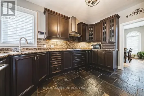 137 Pinehill Drive Hamilton ON L0R 1P0