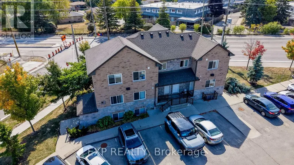 185 Windale Crescent Kitchener ON N2E 0G3