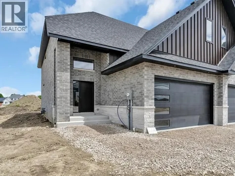 664 Linden Lakeshore ON N0R 1A0