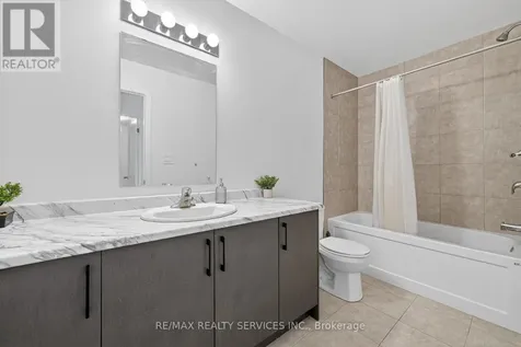95 Queensbrook Crescent Cambridge ON N1S 0E4