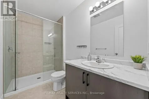 95 Queensbrook Crescent Cambridge ON N1S 0E4